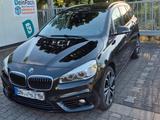 BMW 220 Gran Tourer 220i Sport,LED,HEAD,7SITZE,NAVI - : Kleinbus, Von Privat