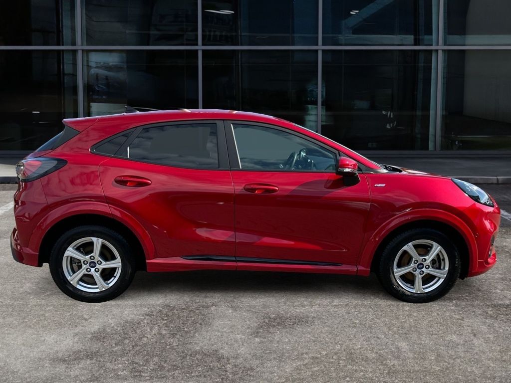 Fahrzeugabbildung Ford Puma 1.0 EcoBoost Hybrid Aut. ST-LINE