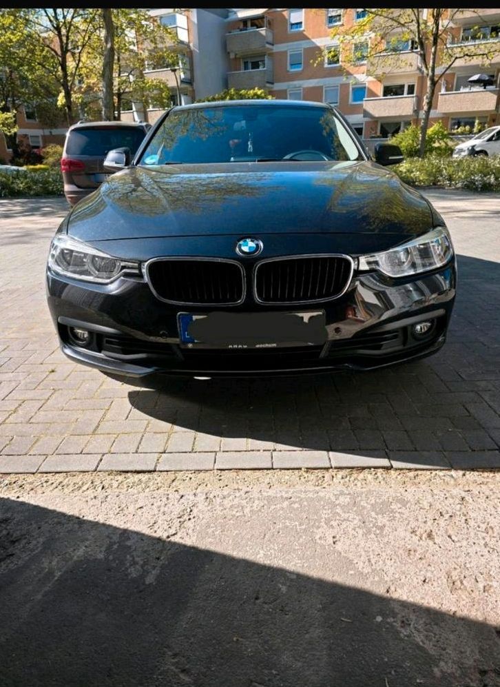 BMW BMW 320i Garagenwagen