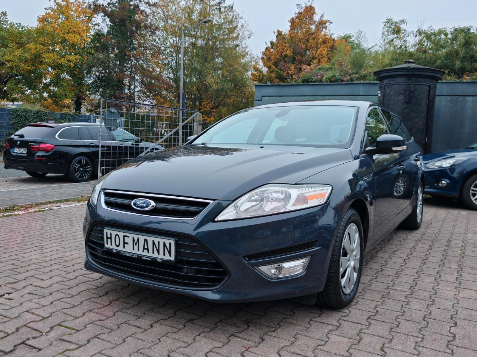 Ford Mondeo 2013 — interior