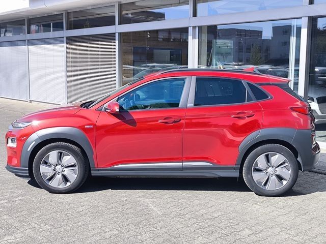 Fahrzeugabbildung Hyundai KONA Elektro Prime NAVI+LED+SHZ+HEAD+KAM+ACC+WP+