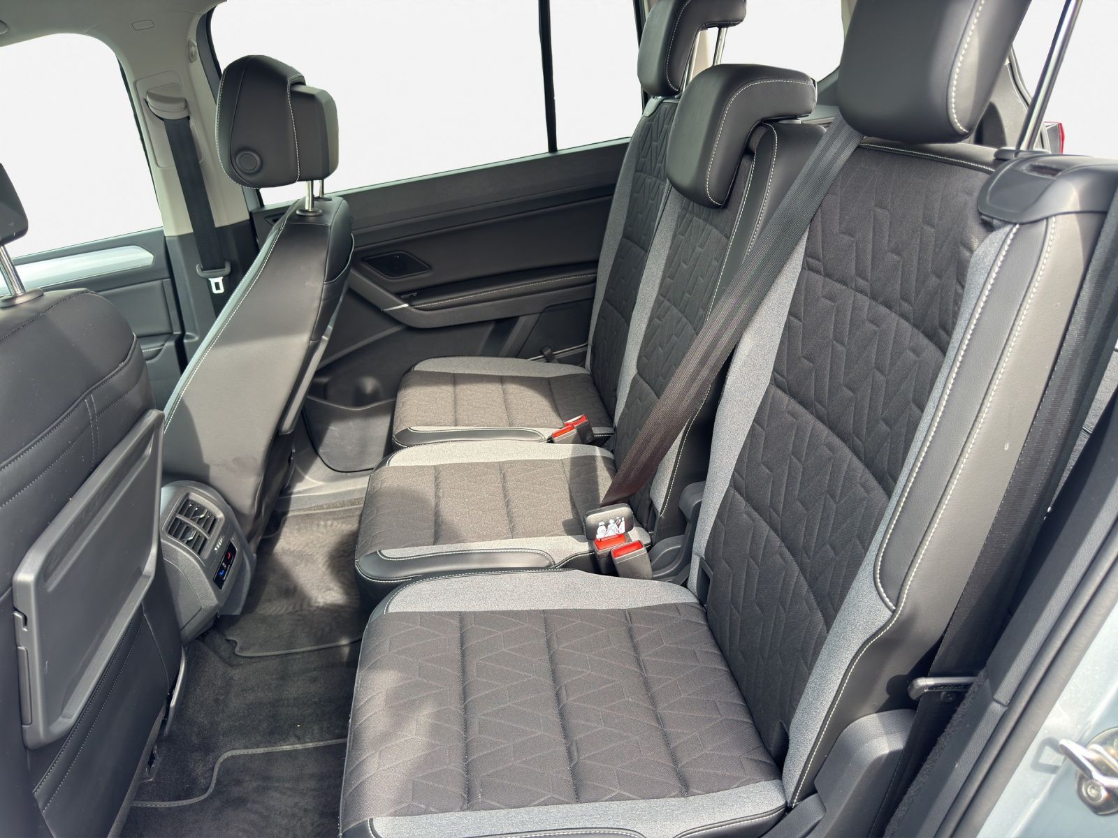 Volkswagen Touran - Bild 18