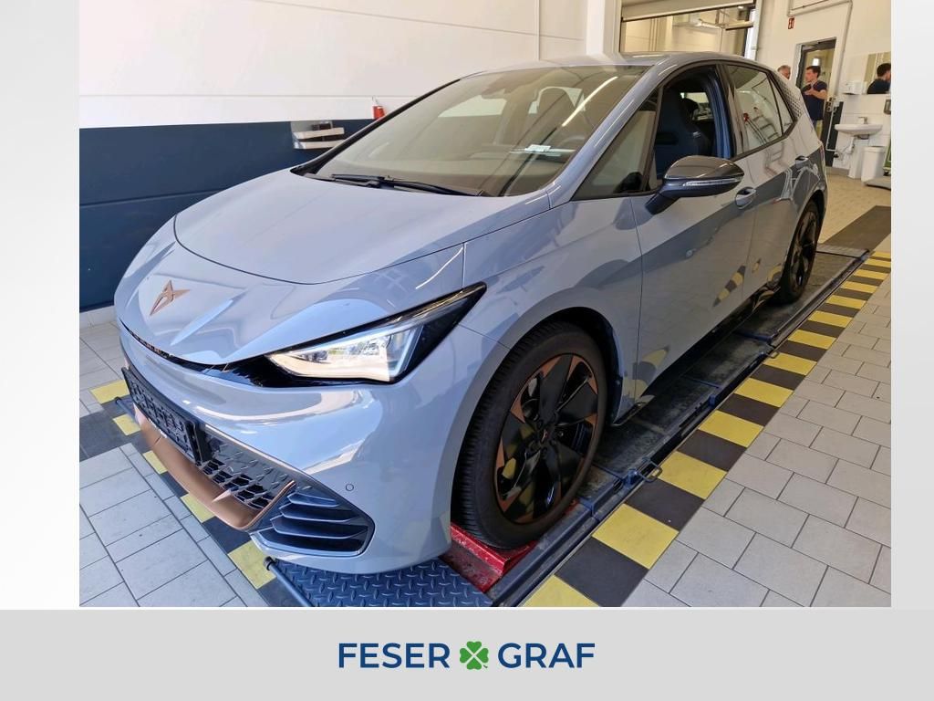 Cupra Born 150 KW - KAMERA - SZH - NAVI - PDC - LED