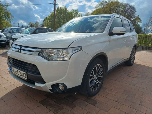 Mitsubishi Outlander Klassik Kollektion+ 4WD