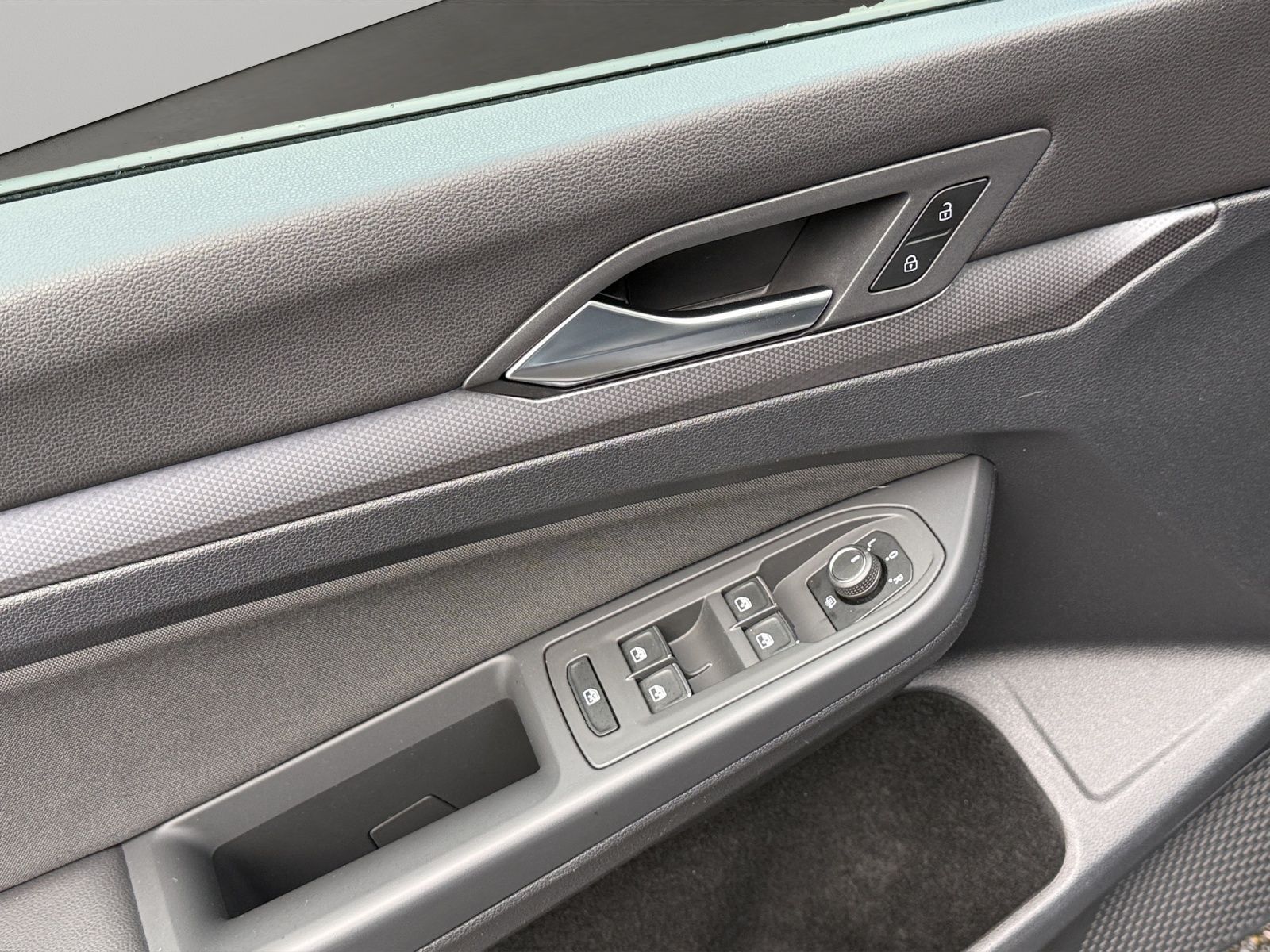 Volkswagen Golf - Bild 13
