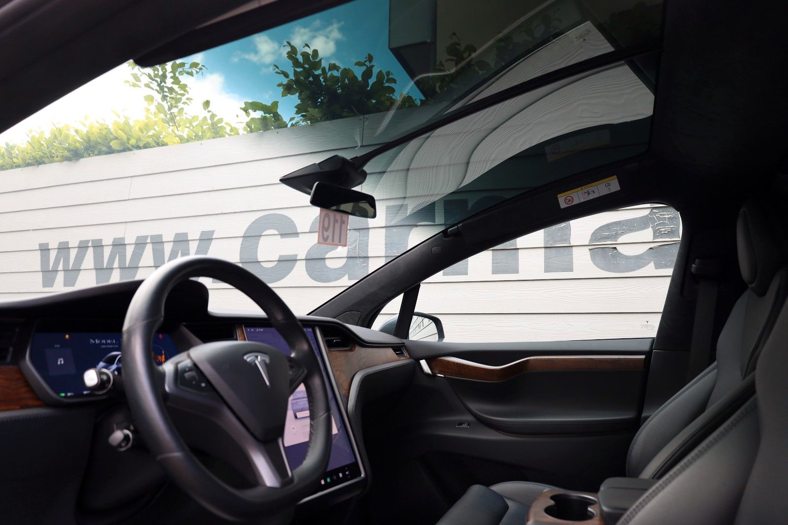 Fahrzeugabbildung Tesla Model X Long Range 100kWh 562CV,SH,Kamera,Pano