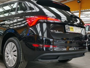 Skoda Scala TSI Sondermodell AppleCP Voll-LED AHK-Vor.
