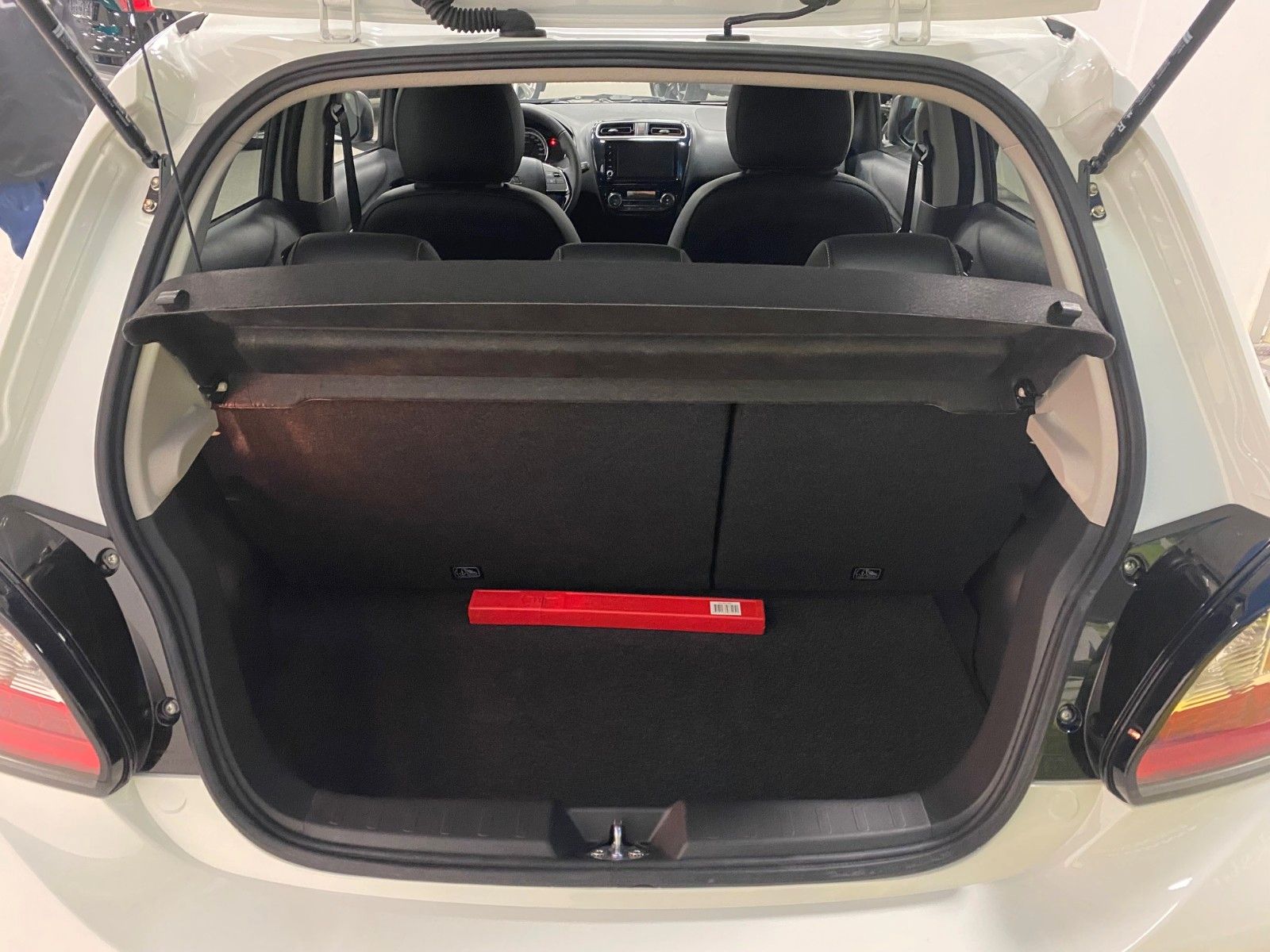 Fahrzeugabbildung Mitsubishi Space Star 1.2 Top CVT+KAMERA+KLIMATRONIC+15"ALU