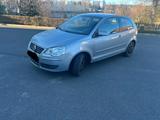 Volkswagen Polo 1.2 65ps neu tüv bis 02.2028 - Volkswagen Polo aus 2006: 1.6