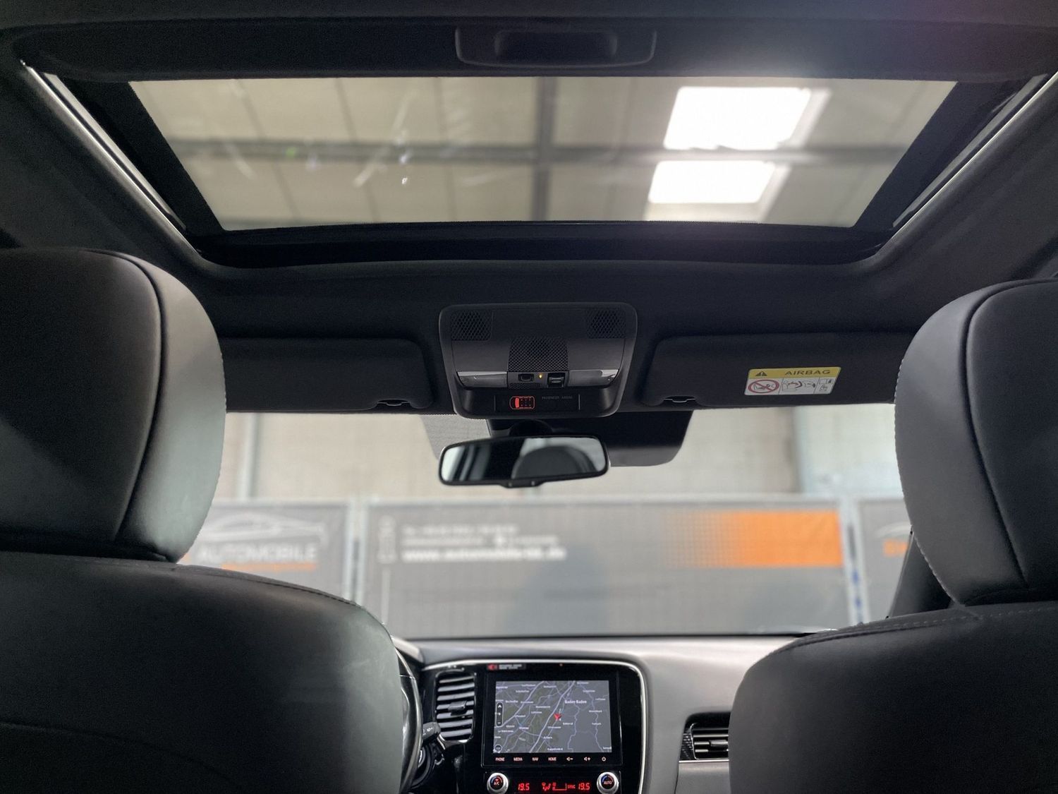 Fahrzeugabbildung Mitsubishi Outlander PHEV Top 4WD #Kamera#ACC#Bi-LED#Leder#