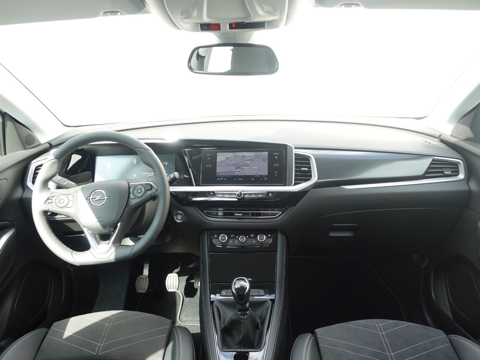 Fahrzeugabbildung Opel Grandland 1.2Turbo GS Navi, Kamera,PDC,Allwetter
