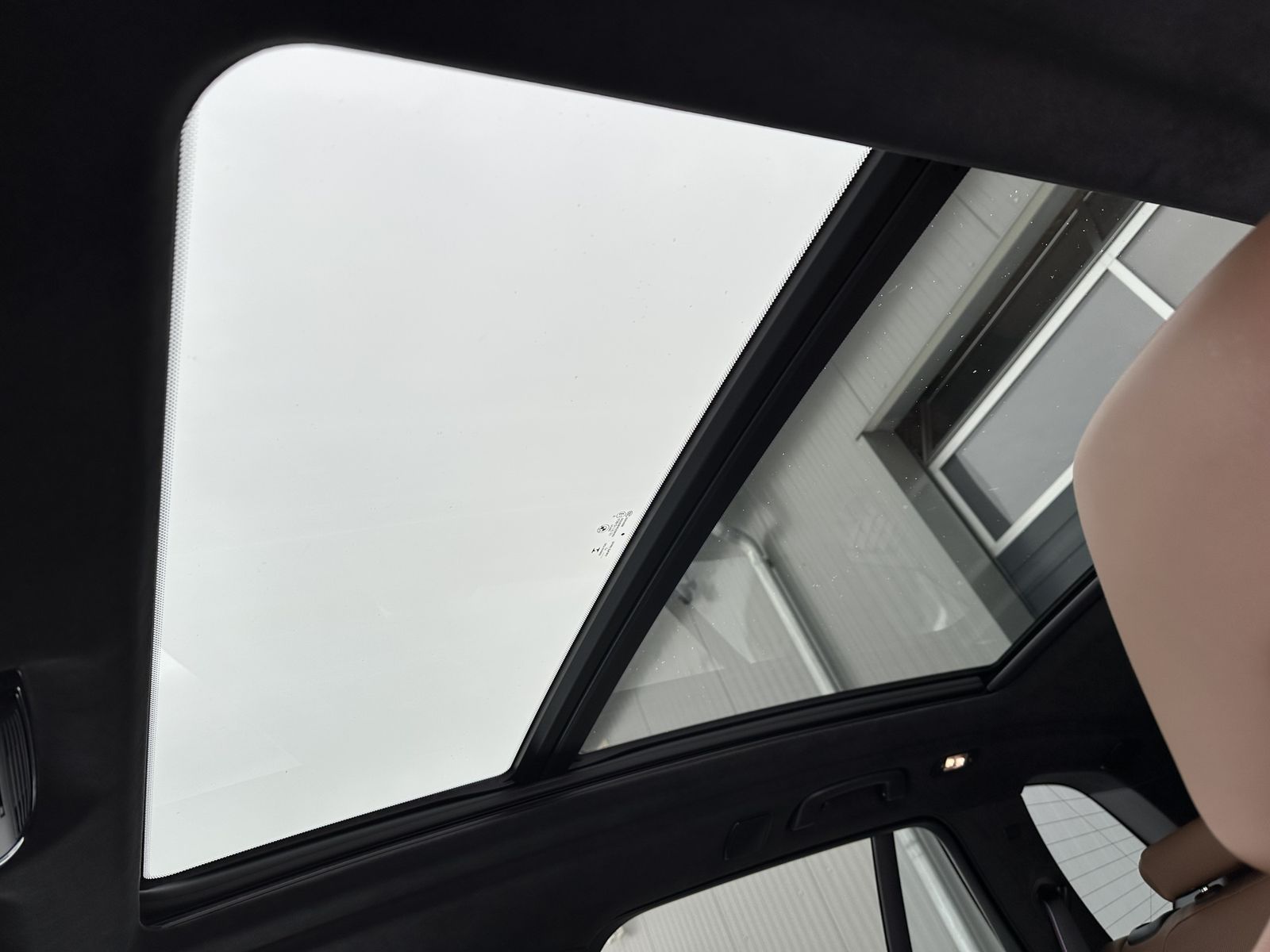 Fahrzeugabbildung BMW X5 M Competition NAV+LASER+PANO+AHK+360°+21/22ZO