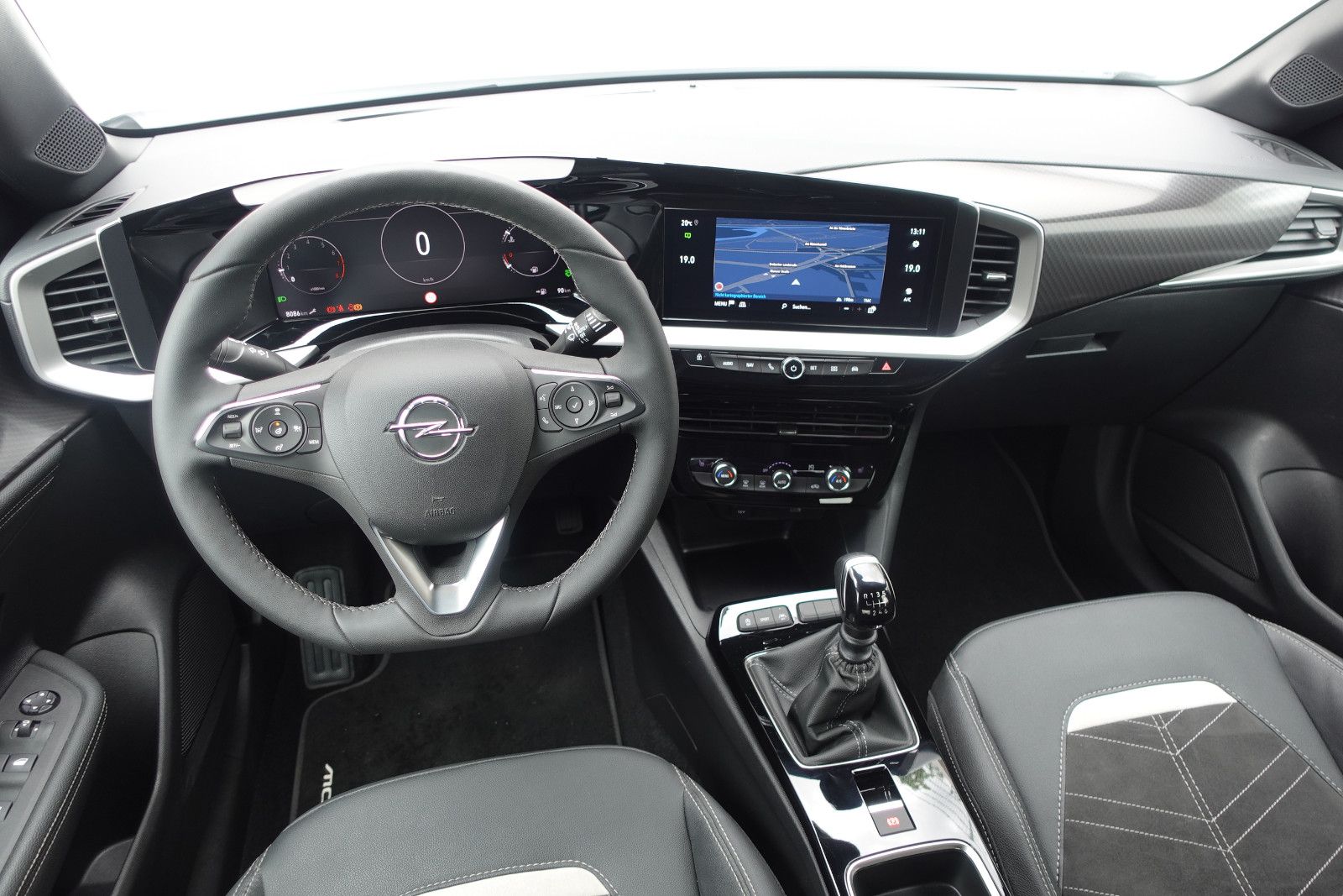 Fahrzeugabbildung Opel Mokka 1.2Turbo Ultimate Navi, Sitzh.,Kamera,PDC