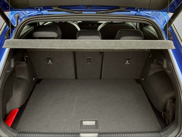 T-Roc R-Line 1.5 eTSI DSG IQ.LIGHT, IQ DRIVE