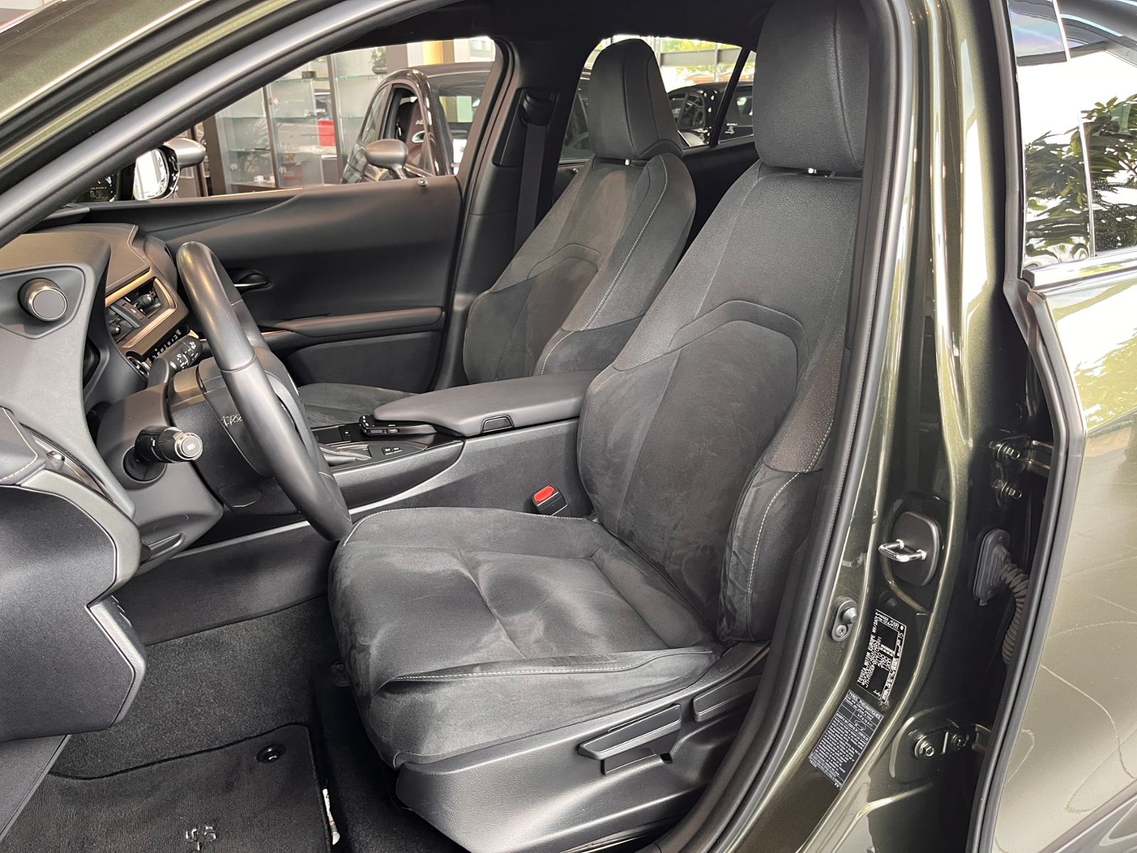 Fahrzeugabbildung Lexus UX 250 h Style Edition RFK Full Link LED AHK
