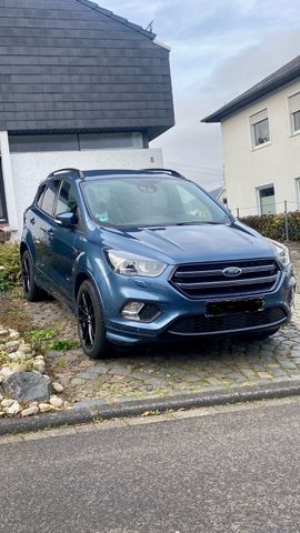 Ford Kuga 2,0 TDCi 4x4 132kW ST-Line PowerShift