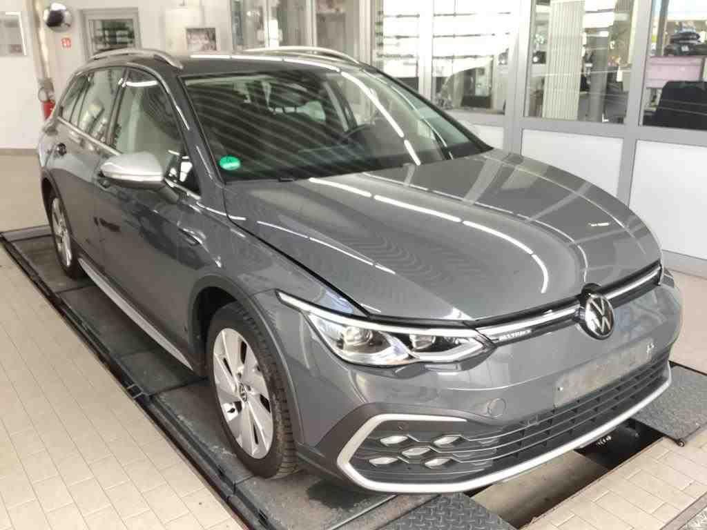 Volkswagen Golf VIII Variant Alltrack 4Motion/AHK/NAVI/TEMP