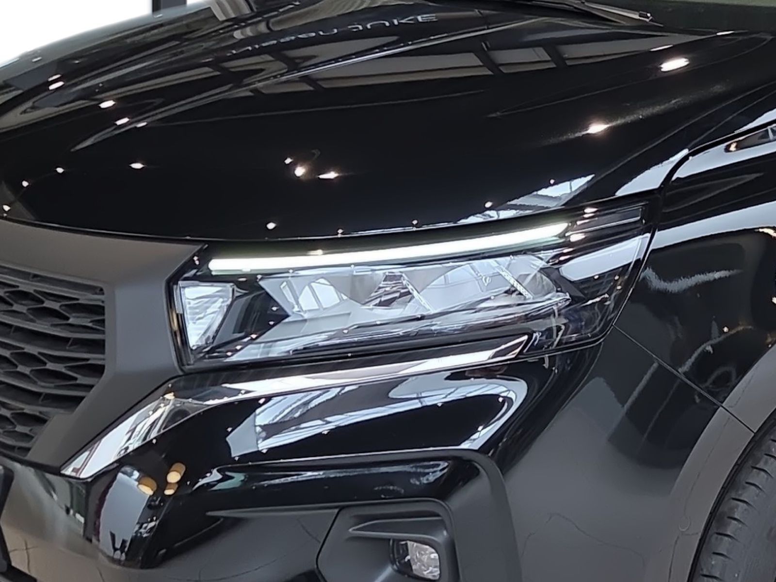 Fahrzeugabbildung Nissan Townstar DIG-T 130 PS L2 Tekna Schalter *NAVI*DA