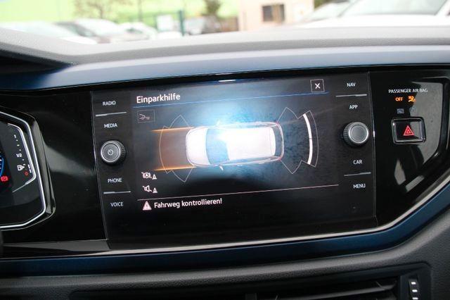 Fahrzeugabbildung Volkswagen Polo United KAMERA SITZH. NAVI KEYLESS APP-CON 1