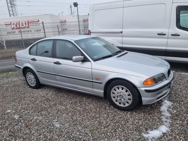 BMW 318i E46 * Rentnerfzg - 1. Hand! - NUR 88tkm *