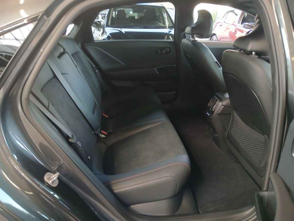 Hyundai IONIQ 6 – Bild 8