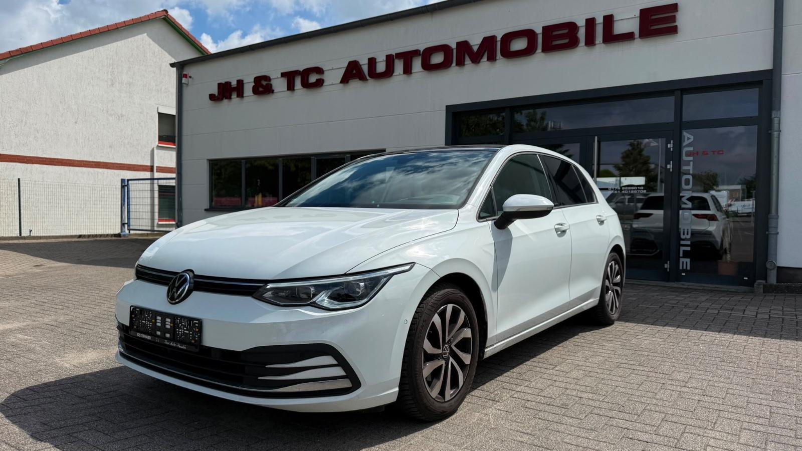 Volkswagen Golf VIII Lim. Active/LED/PANORAMA/ACC/GARANTIE