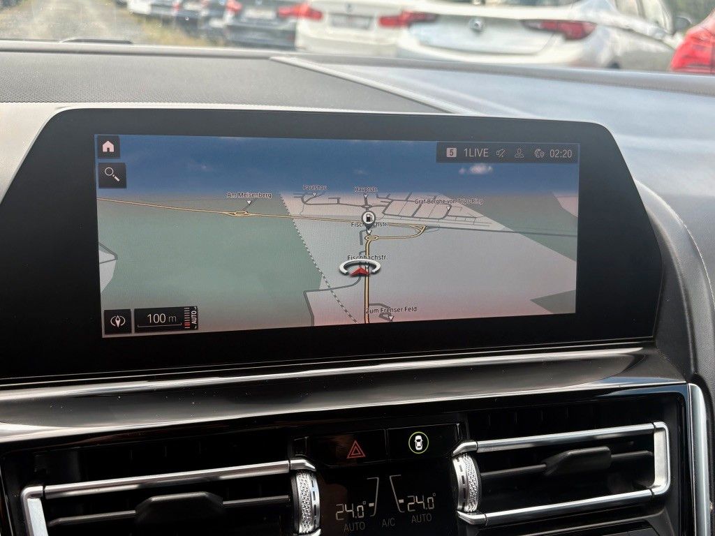 Fahrzeugabbildung BMW M850i xDrive GranCoupé M SPORTPAKET Navi Leder