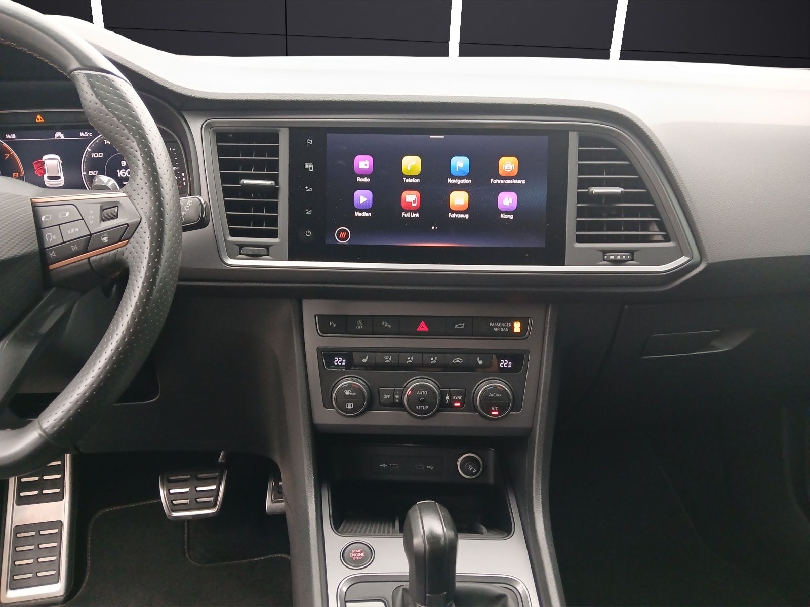 Fahrzeugabbildung CUPRA Ateca TSI DSG 4Drive LED AHK Navi Pano AID ACC P