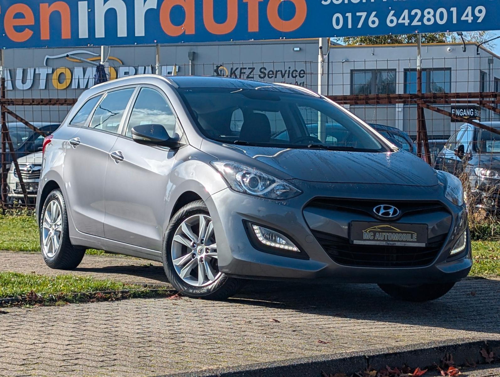 Hyundai i30 2014 — rear view