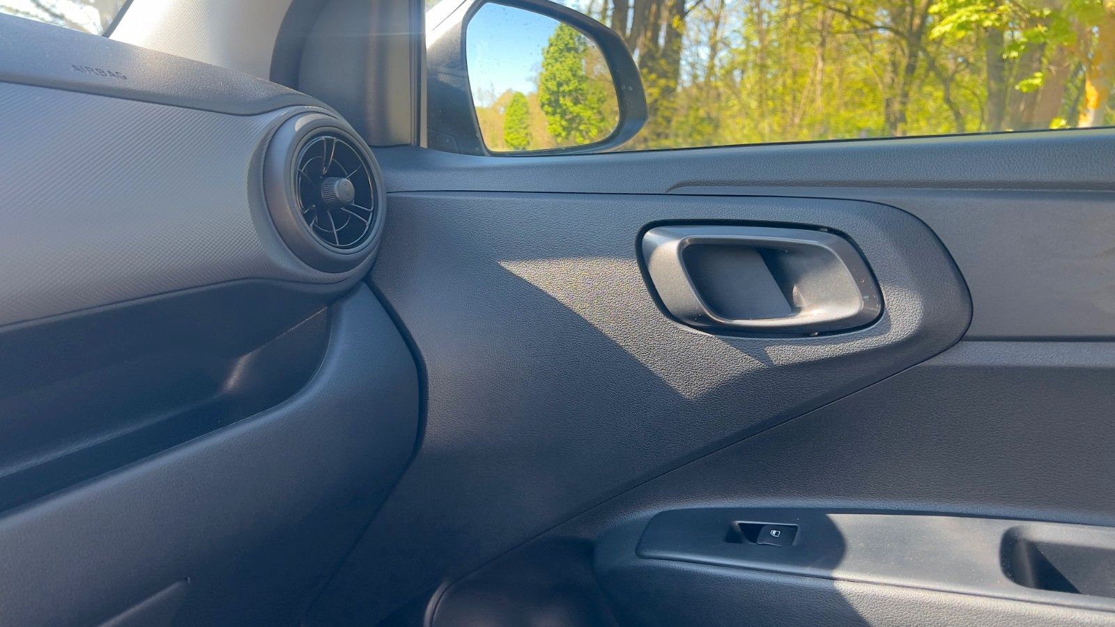 Fahrzeugabbildung Hyundai i10 1.0 Trend *Klima*Navi*CarPlay*PDC*RFKamera*