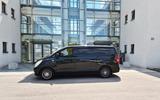 Hyundai H-1 Travel Premium Leder Navi AHK - Hyundai H-1 aus 2012