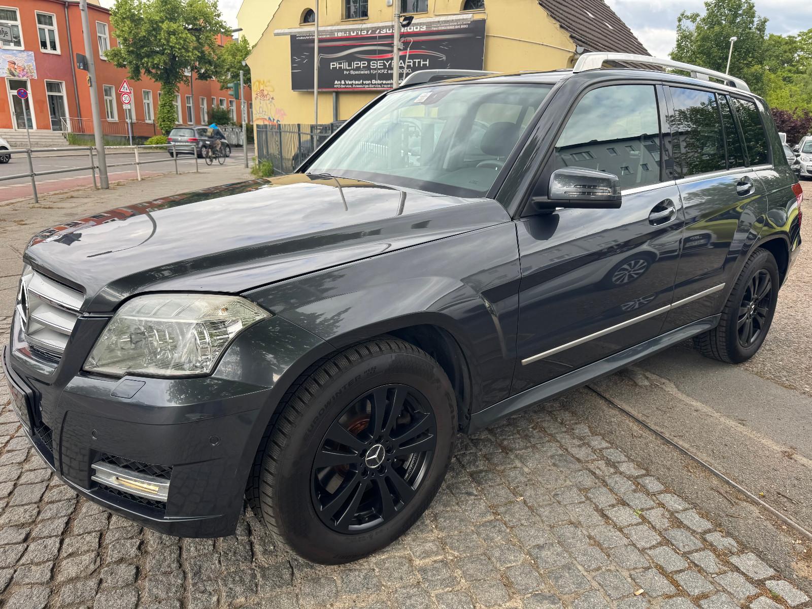 Mercedes-Benz GLK 350 4MATIC*NAVI*H&K SOUND*2xPDC*TEIL-LEDER*