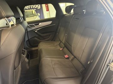 Fotografie des Audi A6 Avant 50 TFSI e quattro Sport/220KW Systemle
