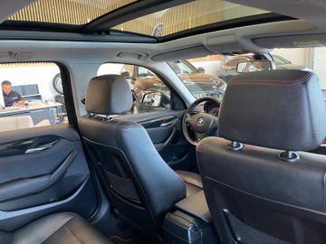 BMW X1 18 d xDrive *PANO*NAVI*PDC*AHK*TEMPOMAT*SHZ*
