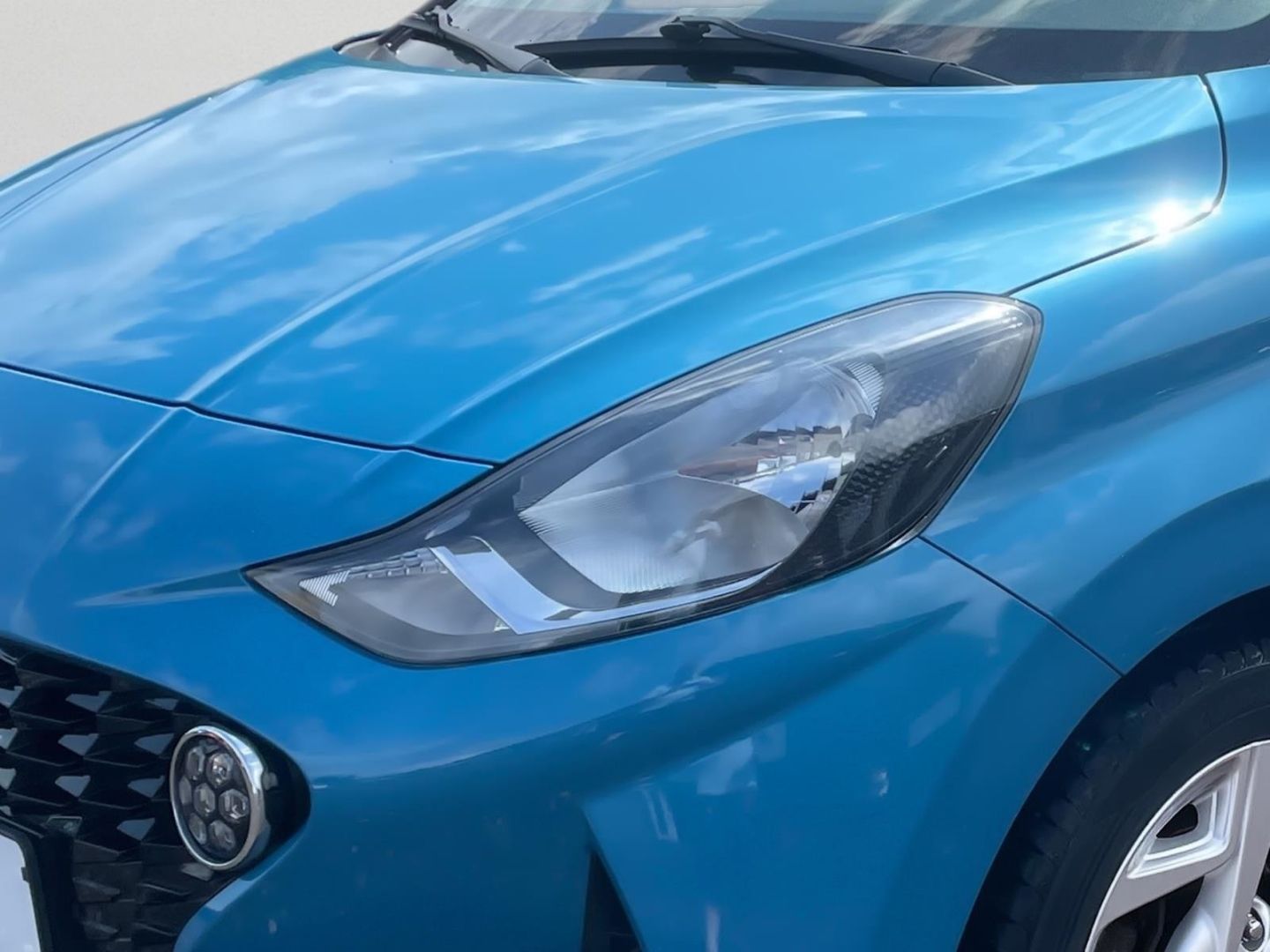 Fahrzeugabbildung Hyundai i10 1.2 Intro Edition Navigation Rückfahrkamera