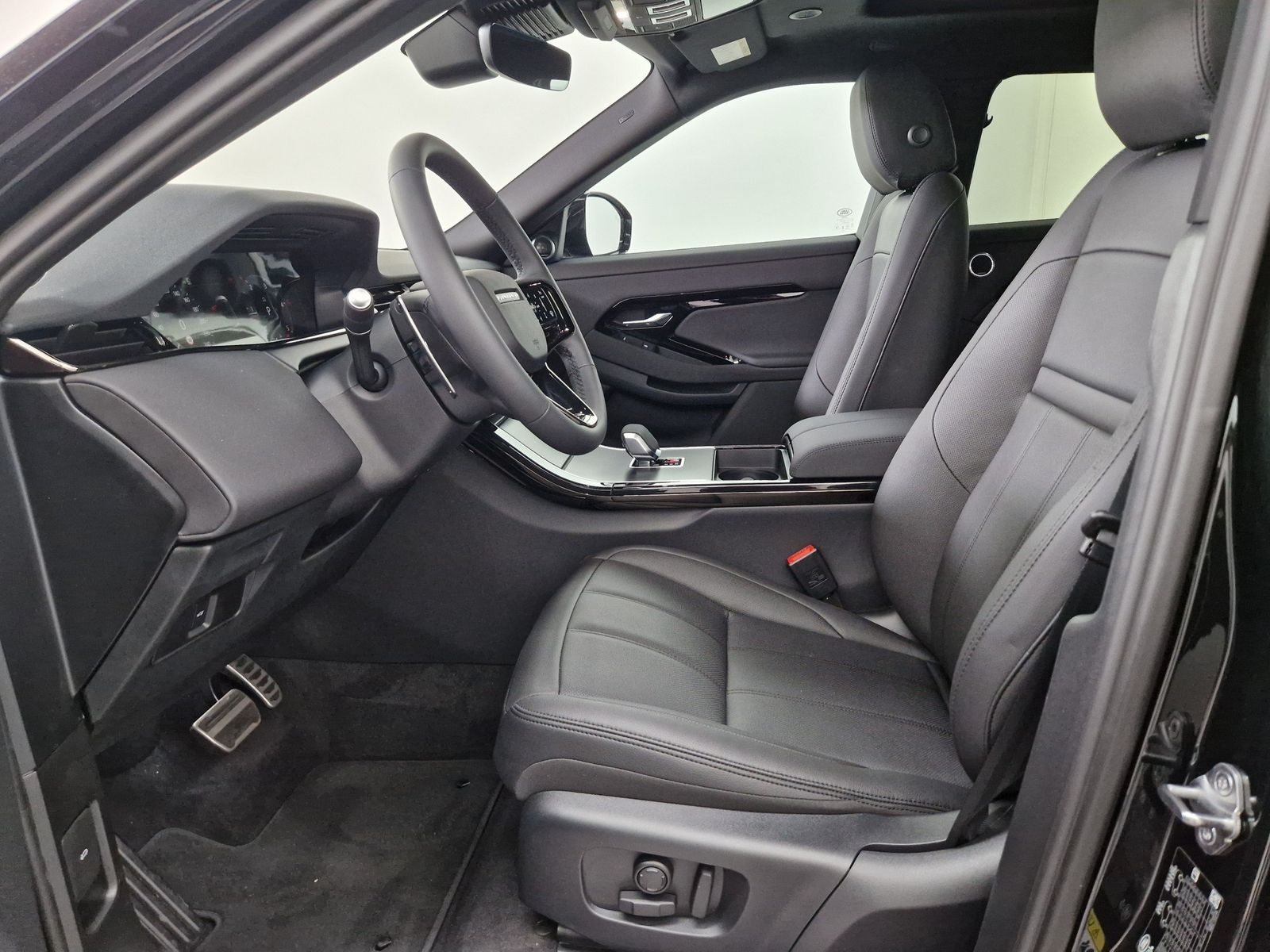 LAND ROVER Range Rover Evoque 2.0 DieselD200 Dynamic SE – Bild 8