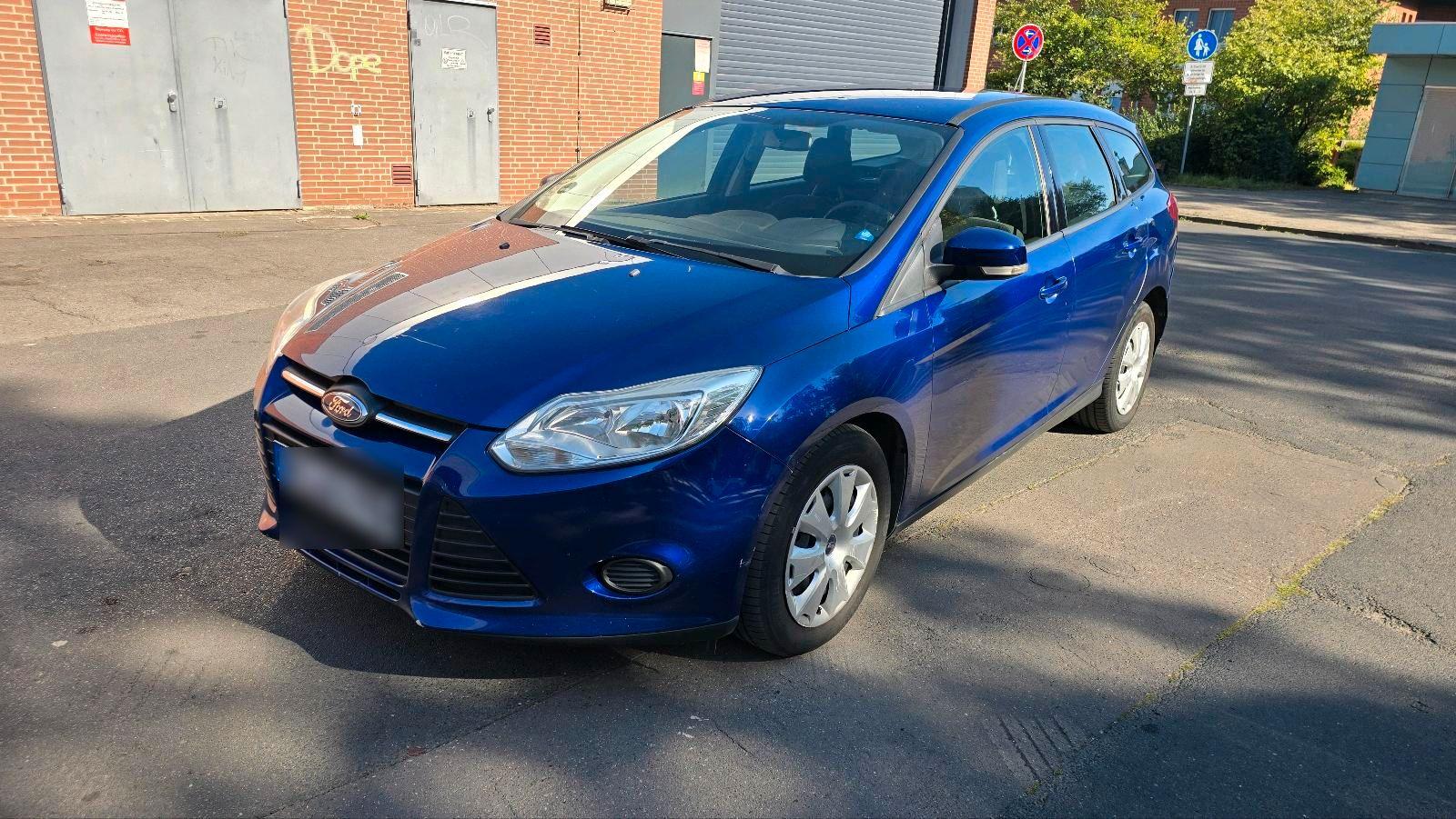 Ford Focus 2014 — rear view