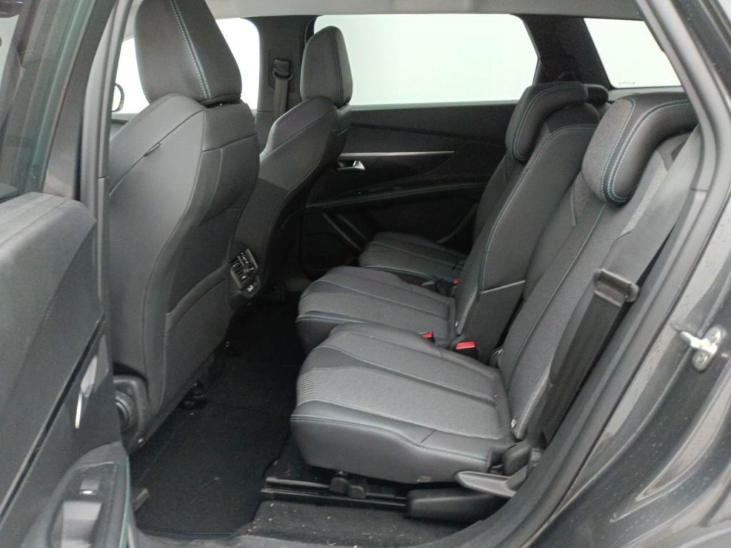 Fahrzeugabbildung Peugeot 5008 Allure 1.5D LED/NAVI/R´CAM/PDC/7-SITZ