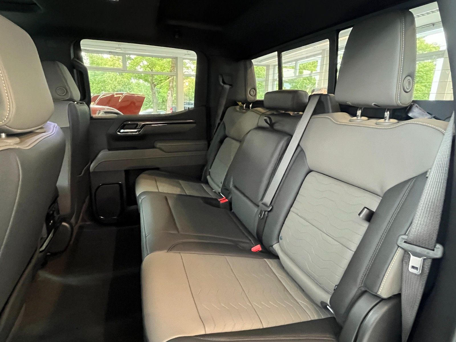 Fahrzeugabbildung Chevrolet Silverado ZR2 V8 6.2*Head-Up*360°*Offroad*AHK