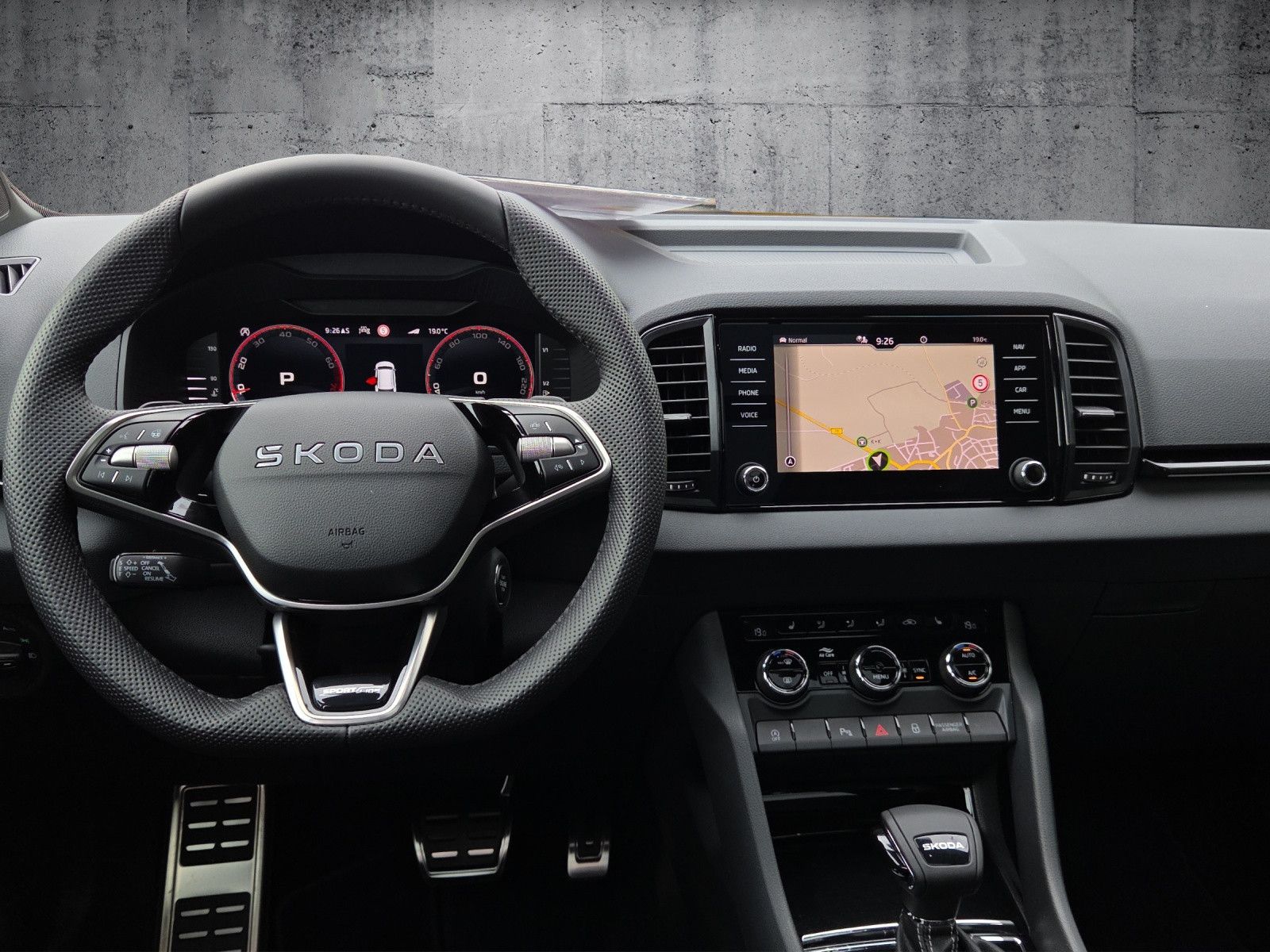 Karoq Sportline 1.5 TSI ACT DSG Pano RFK AHK