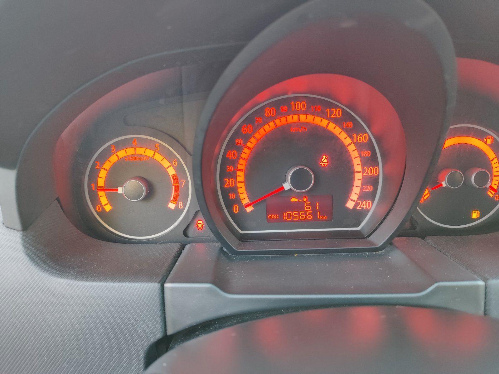 Kia cee'd 2011 — photo 9