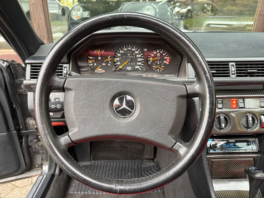 Mercedes-Benz CE 300