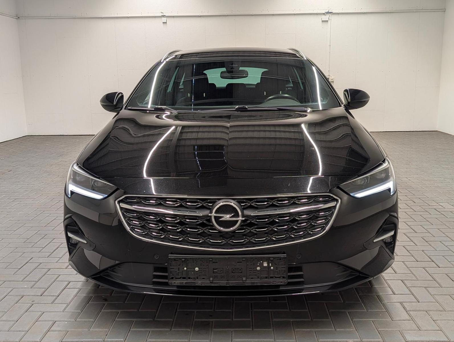 Opel Insignia ST Elegance IntelliLux/Nav/SHZ/Kam/17LM