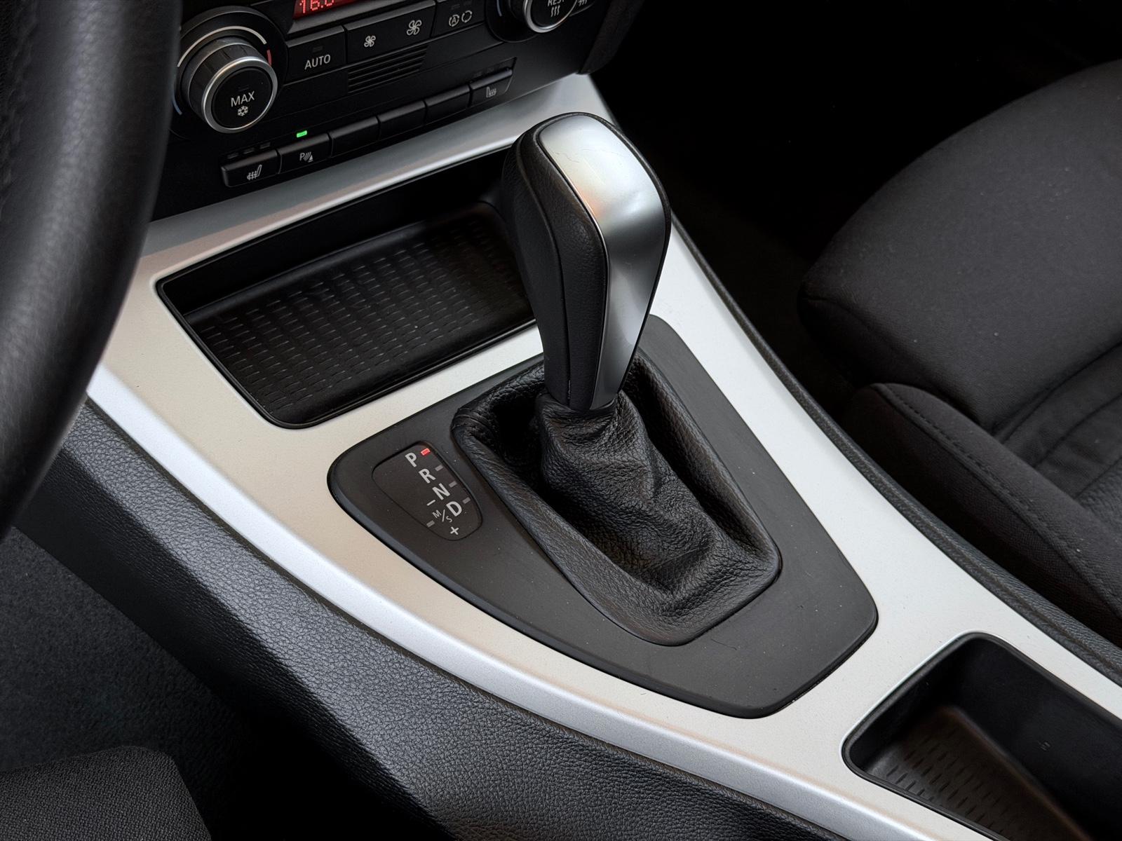 BMW 320D TOURING 2.0 177ch BVA Toit pano ouvrant Sièges chauffants sport - 1ERE MAIN