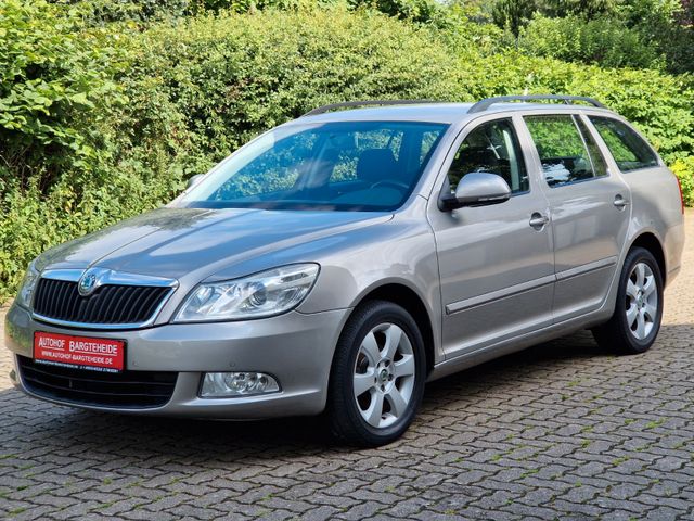 Skoda Octavia Combi Elegance*1HAND*AUTOM*82tkm*AHK