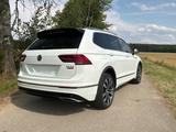 Volkswagen Tiguan Allspace 2.0 TDI SCR 176kW DSG 4MOTIO... - VW Tiguan Allspace von privat