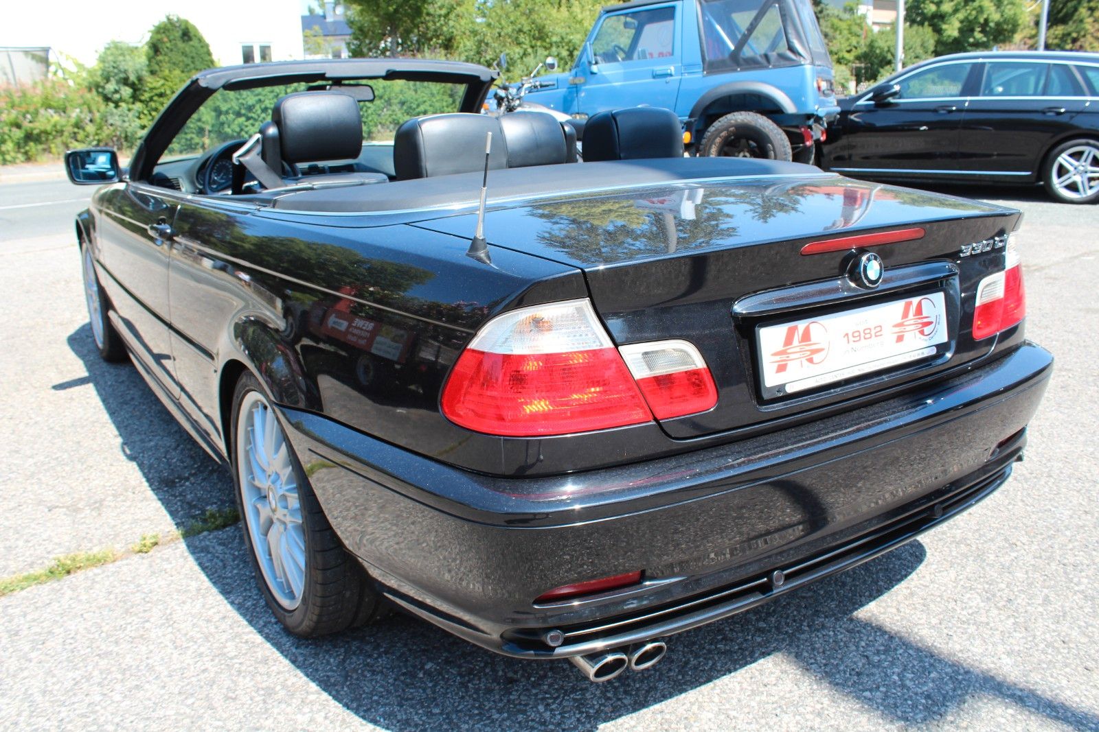 330Ci CABRIO 1. Hand Scheckheft!!