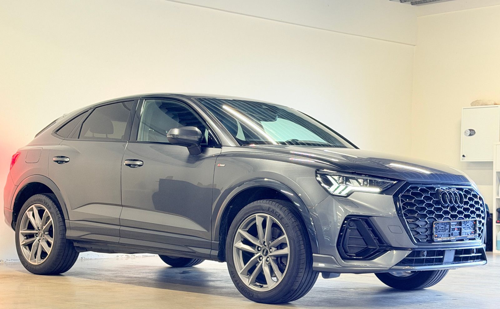 Audi Q3 Sportback 45 TFSIe S Line PHEV imagem 3