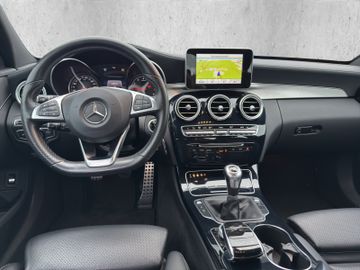 Mercedes-Benz C 180 CGI AMG Line +Sportp.+Navi+LED+SHZ+PDC+LM