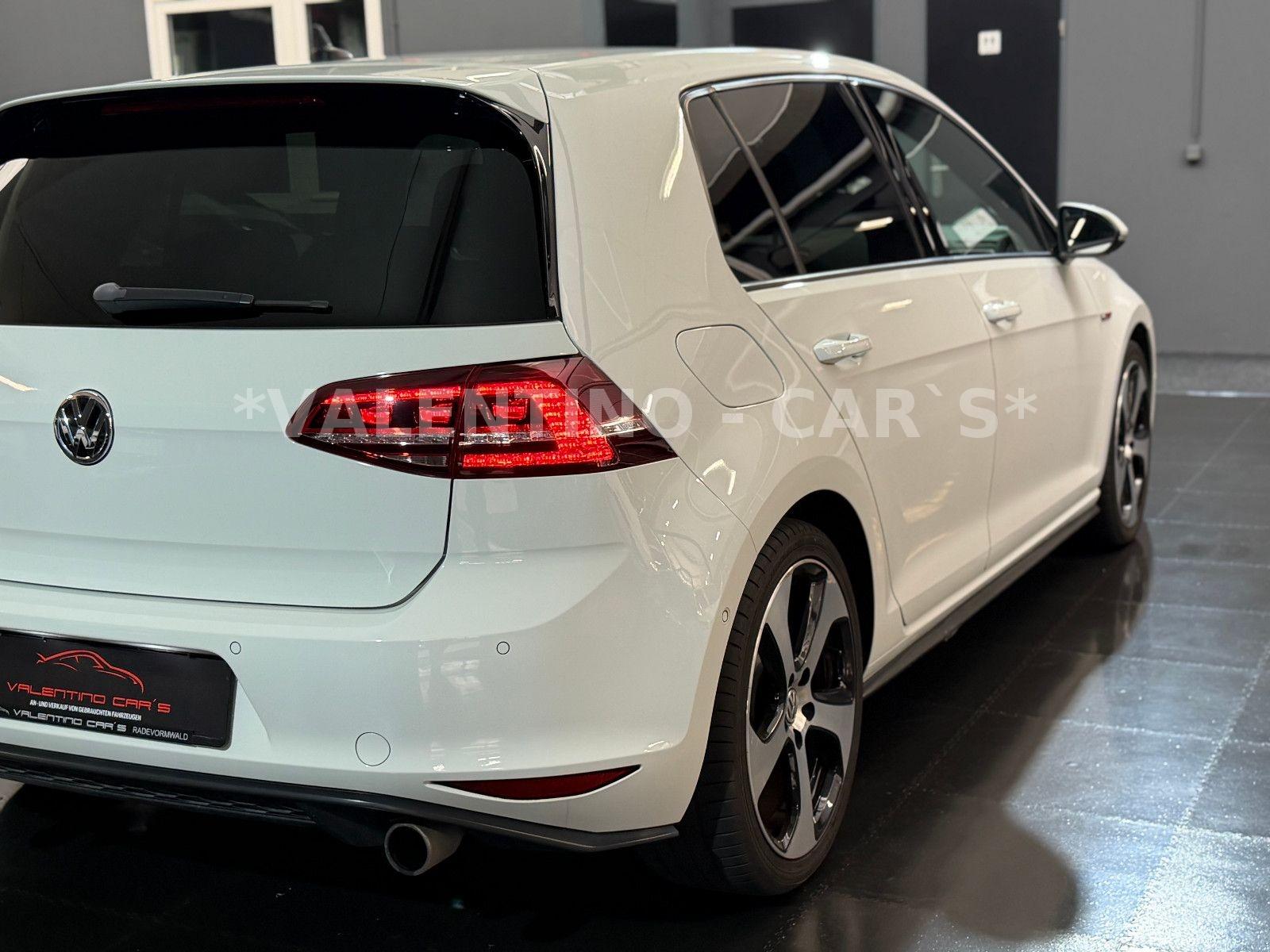Volkswagen Golf VII Lim. GTI Navi/Temp/Parklenk/Shz/BiXen